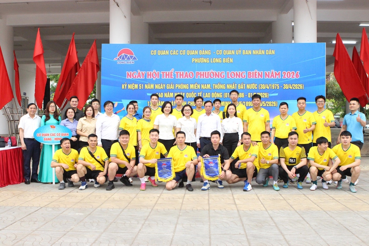 Phong trào thể dục thể thao quần chúng tại các khu dân cư phường Long Biên - Động lực phát triển cộng đồng khỏe mạnh trong đô thị hiện đại- Ảnh 1.