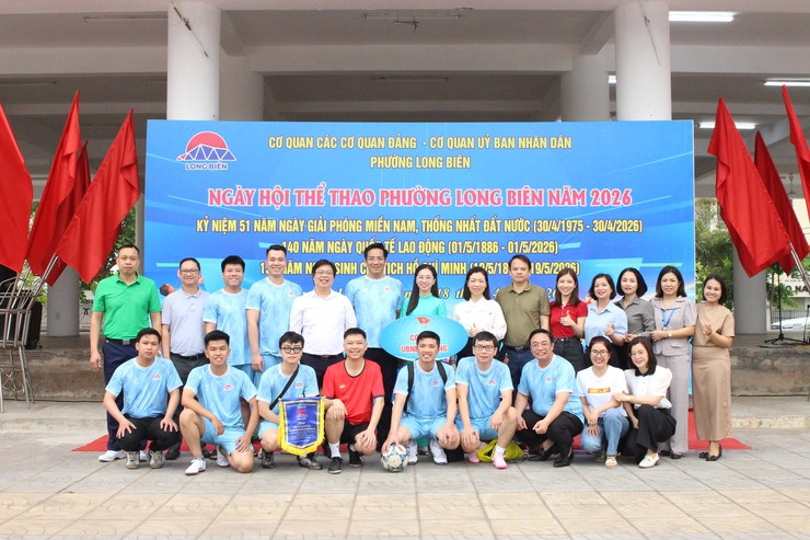 Phong trào thể dục thể thao quần chúng tại các khu dân cư phường Long Biên - Động lực phát triển cộng đồng khỏe mạnh trong đô thị hiện đại- Ảnh 2.