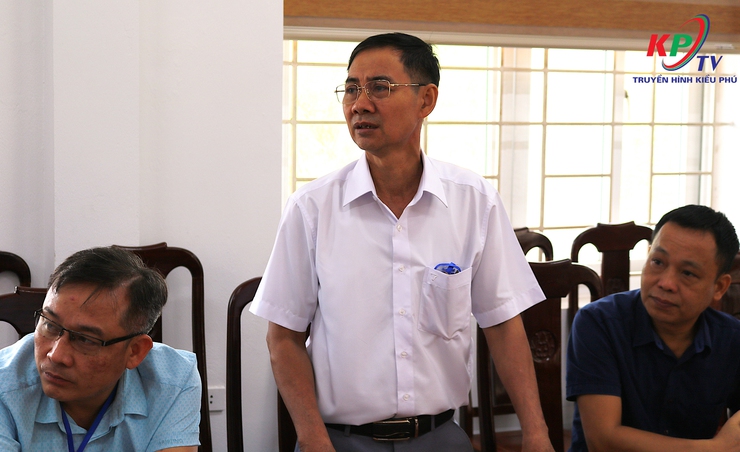 Ban cưỡng chế xã Kiều Phú tổ chức hội nghị triển khai phương án thực hiện biện pháp cưỡng chế đối với các công rình vi phạm đất đai, trật tự xây dựng trên địa bàn- Ảnh 5.