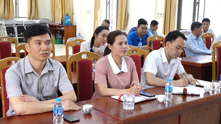 Xã Vật Lại khởi công cải tạo, nâng cấp sân vận động thôn Vật Lại 3- Ảnh 1.