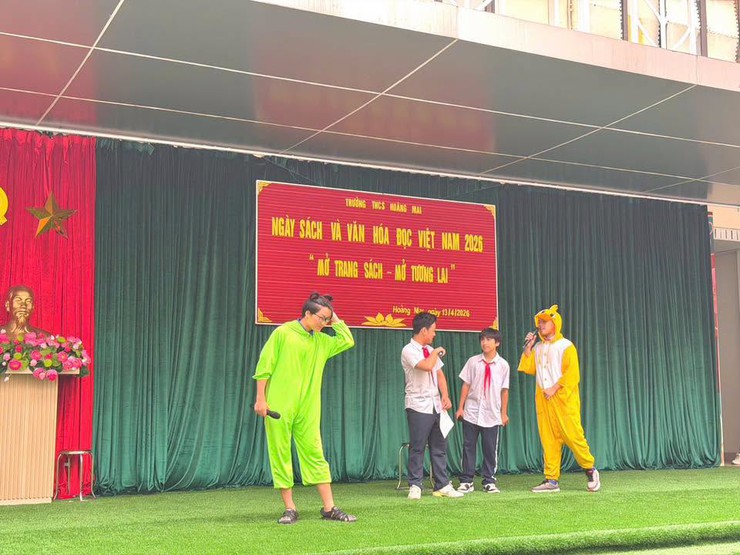 TRƯỜNG THCS HOÀNG MAI HƯỞNG ỨNG NGÀY SÁCH VÀ VĂN HÓA ĐỌC VIỆT NAM 2026 "MỞ TRANG SÁCH – MỞ TƯƠNG LAI"- Ảnh 4.