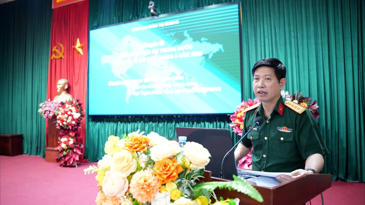 Ban chấp hành Hội CCB xã tổ chức hội nghị Thông tin tình hình an ninh thời sự thế giới, khu vực, trong nước và Thủ đô Hà Nội 6 tháng đầu năm 2026- Ảnh 4.