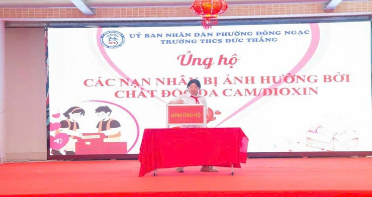 Chuyên đề lịch sử “Tiếp lửa truyền thống anh hùng” được trường Trung học cơ sở Đức Thắng tổ chức trong không khí trang trọng, tự hào.- Ảnh 5.