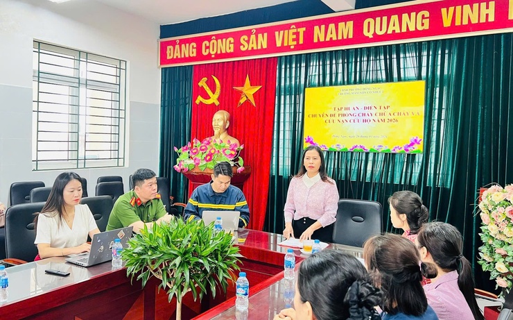 Trường mầm non Cổ Nhuế 2 tổ chức tập huấn, diễn tập chuyên đề “Phòng cháy chữa cháy và cứu nạn cứu hộ” năm 2026- Ảnh 1.