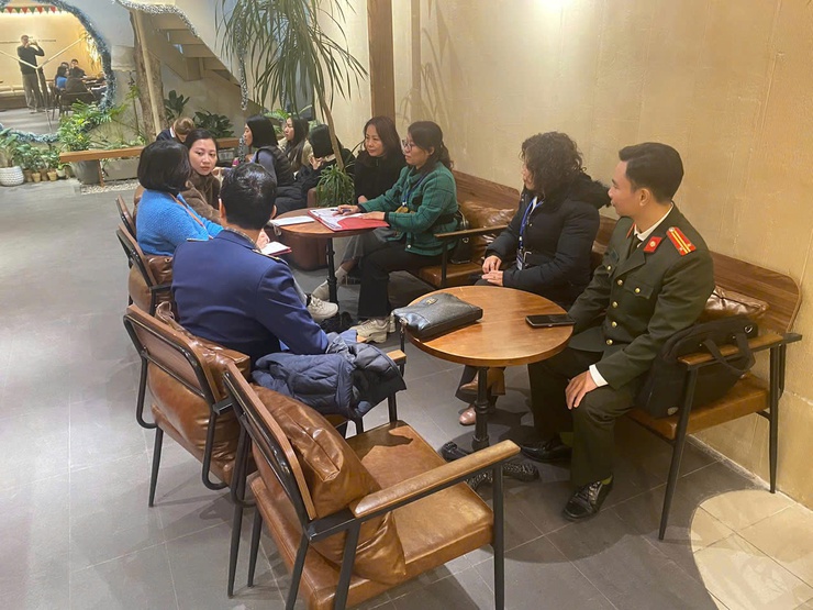 Đồng bộ triển khai các biện pháp đảm bảo An toàn thực phẩm phục vụ Tết Bính Ngọ 2026 và gỡ bỏ "điểm nghẽn" trên địa bàn phường Giảng Võ- Ảnh 1.