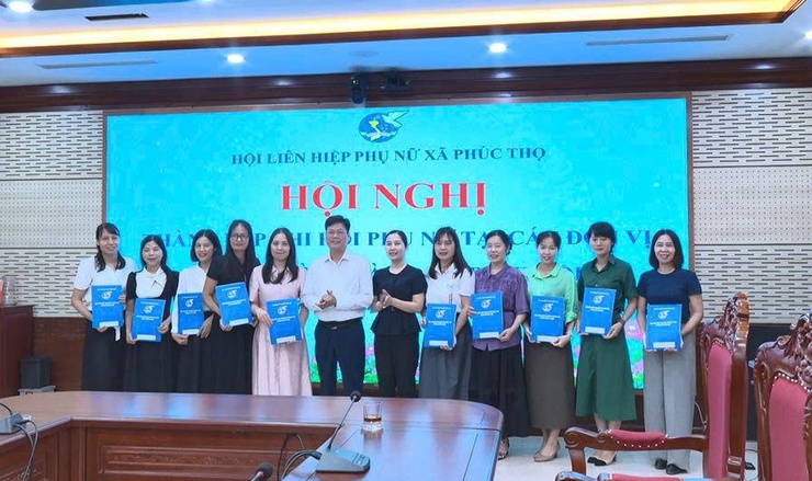 Phúc Thọ: Ra mắt 22 Chi hội Phụ nữ khối trường học- Ảnh 7.