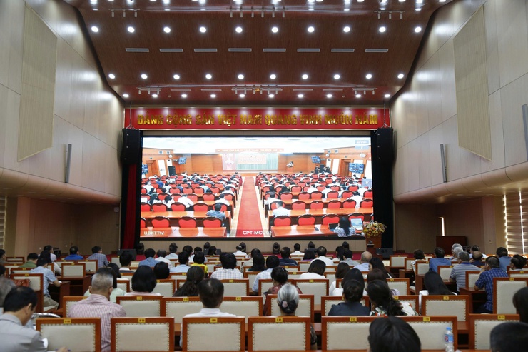 Phường Hà Đông tham gia hội nghị Phổ biến, quán triệt và triển khai thực hiện các văn kiện, nghị quyết về công tác kiểm tra, giám sát, kỷ luật của Đảng- Ảnh 1.