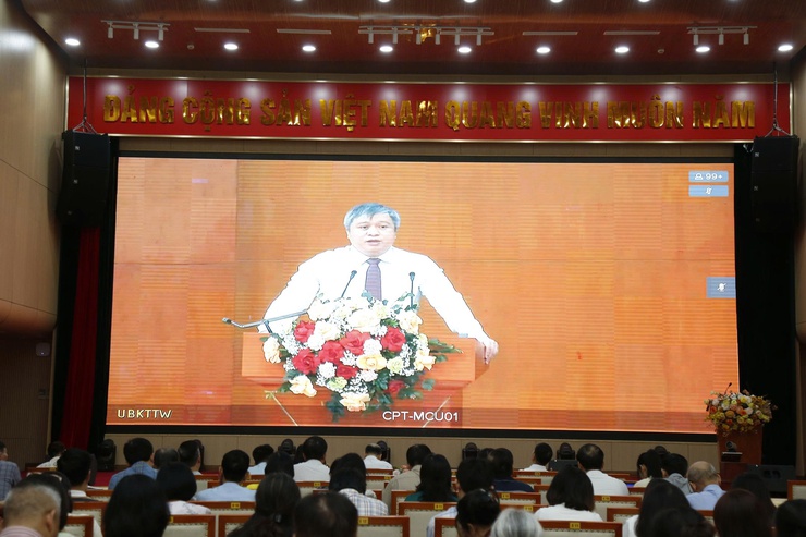 Phường Hà Đông tham gia hội nghị Phổ biến, quán triệt và triển khai thực hiện các văn kiện, nghị quyết về công tác kiểm tra, giám sát, kỷ luật của Đảng- Ảnh 4.