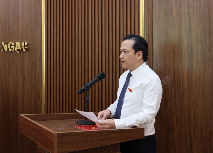 Kỳ họp thứ 2 HĐND phường Đông Ngac: tập trung nguồn lực đầu tư công trung han 5 năm 2026-2030- Ảnh 4.