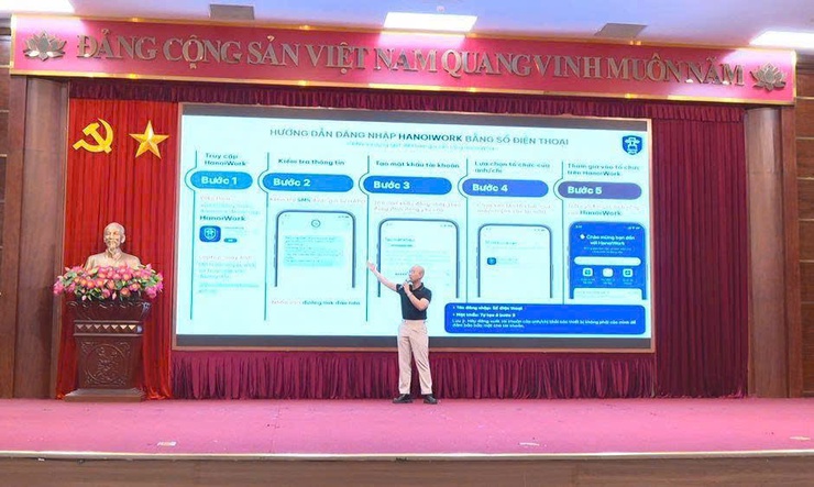 Xã Phúc Thọ tập huấn nền tảng làm việc số Hanoiwork- Ảnh 1.