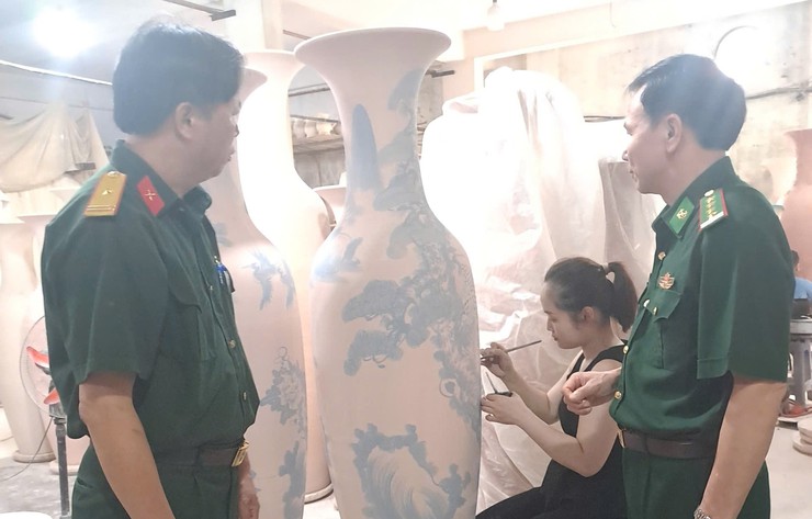 Hội Cựu chiến binh xã Bát Tràng: Phát huy hiệu quả phong trào, quản lý tốt nguồn vốn chính sách- Ảnh 4.