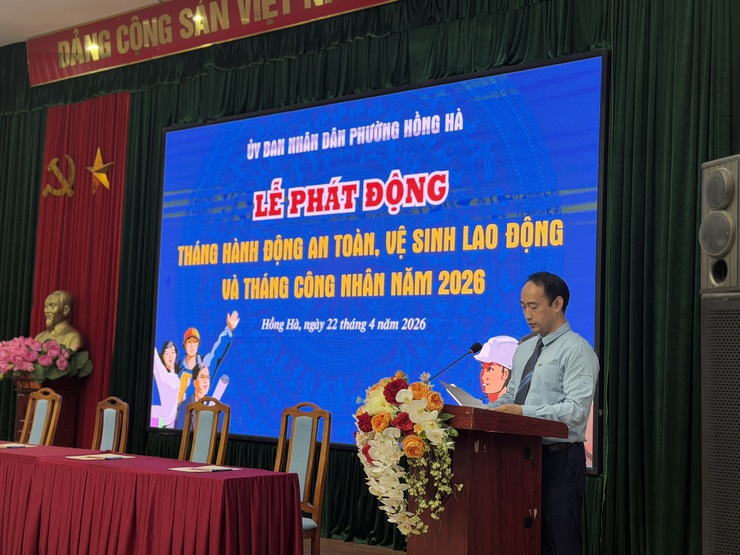 Phường Hồng Hà tổ chức lễ phát động tháng hành động về an toàn, vệ sinh lao động và tháng công nhân năm 2026- Ảnh 7.
