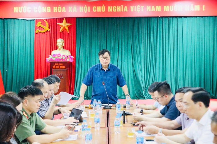 Phường Từ Liêm tổ chức buổi làm việc sau kiểm tra thực tế tiến độ triển khai dự án Đầu tư xây dựng Công trình khẩn cấp Hồ điều hòa Phú Đô- Ảnh 4.