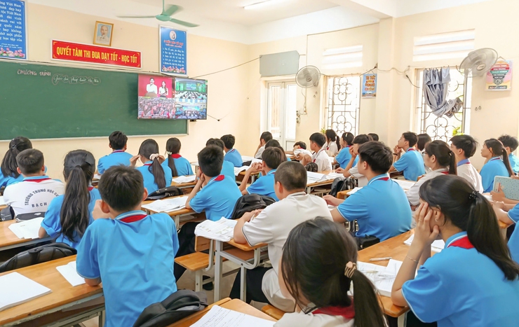 Xã Đại Xuyên tăng cường tuyên truyền pháp luật chương trình truyền hình trực tiếp với chủ đề "Bản lĩnh Gen Z - Tự hòa Hà Nội,Sống chuẩn an toàn"- Ảnh 3.