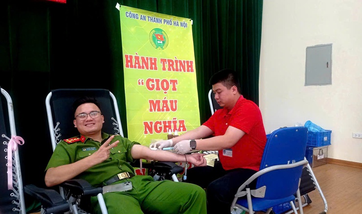 Lan tỏa nghĩa tình từ những giọt máu hồng của Công an xã Liên Minh- Ảnh 1.