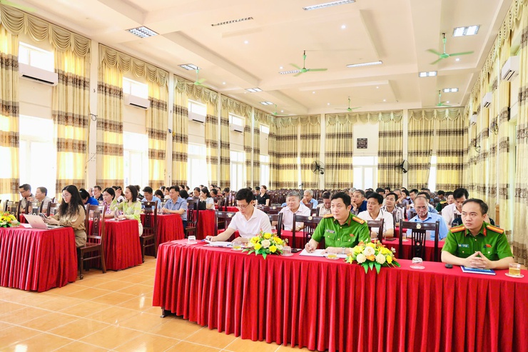 Hội nghị triển khai kế hoạch đẩy mạnh tích hợp tài khoản hưởng an sinh xã hội trên ứng dụng VneID; Làm sạch dữ liệu Người có công; tiếp tục thực hiện truy thu tiền trợ cấp của đối tượng con đẻ người nhiễm CĐHH theo Kết luận số 256- Ảnh 1.