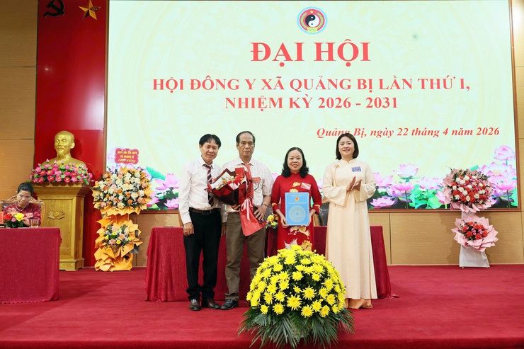 Đại hội Hội Đông y xã Quảng Bị lần thứ I, nhiệm kỳ 2026-2031: Phát huy vai trò y học cổ truyền trong chăm sóc sức khỏe nhân dân- Ảnh 4.