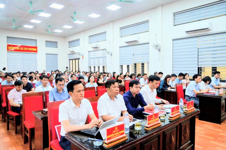 Tây Phương tổ chức Hội nghị cán bộ chủ chốt thực hiện quy trình kiện toàn, bổ sung Ủy viên Ban Chấp hành Đảng bộ xã nhiệm kỳ 2025 - 2030- Ảnh 2.