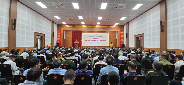 Lễ ra mắt thành lập Chi hội Cựu chiến binh khối cơ quan Đảng – UBND phường Long Biên và Thông tin thời sự trong nước, quốc tế quý II năm 2026- Ảnh 6.