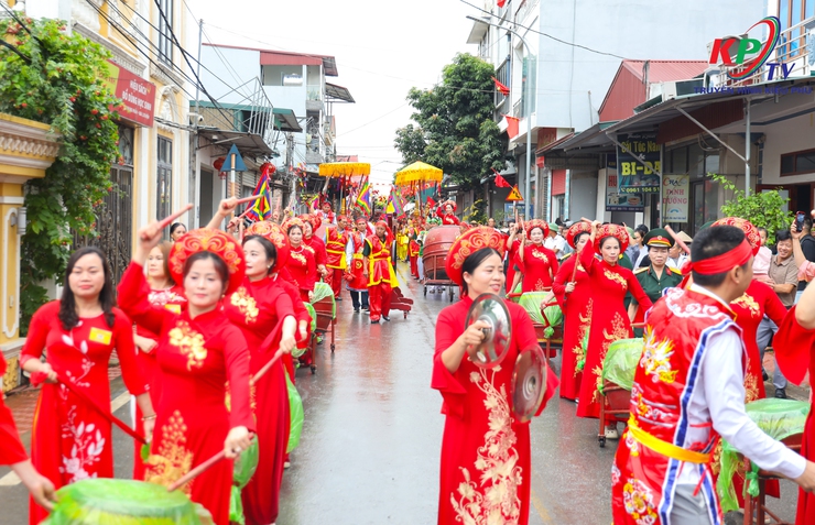 Thôn Ngọc Phúc xã Kiều Phú tổ chức Lễ đón Bằng công nhận Di tích lịch sử văn hoá cấp Thành phố miếu Vườn Nở- Ảnh 7.