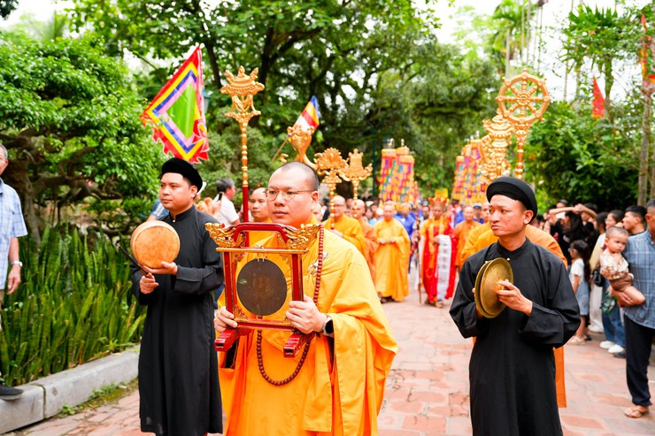 LINH THIÊNG – TRANG NGHIÊM LỄ RƯỚC QUAN TRỌNG NHẤT TẠI LỄ HỘI CHÙA THẦY 2026- Ảnh 6.