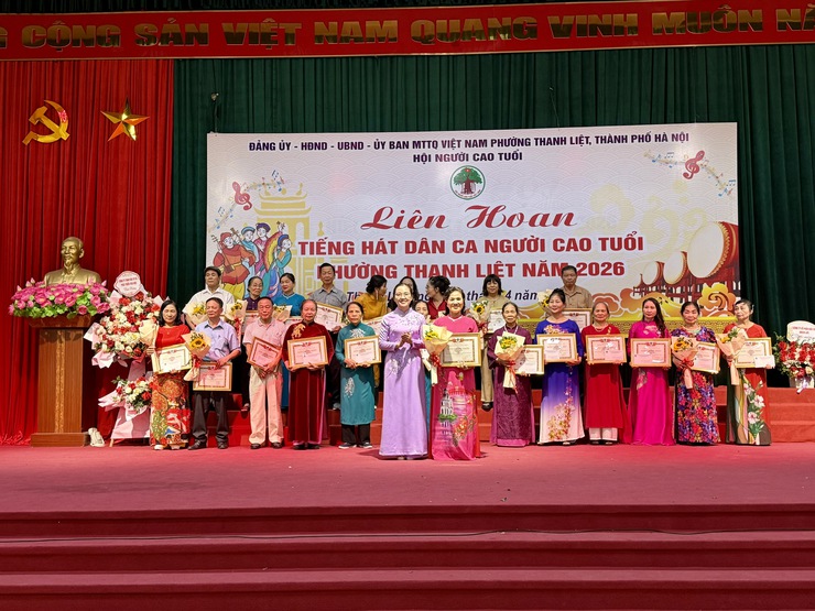 Sôi nổi Liên hoan “Tiếng hát dân ca Người cao tuổi” phường Thanh Liệt năm 2026- Ảnh 14.