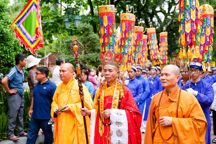 LINH THIÊNG – TRANG NGHIÊM LỄ RƯỚC QUAN TRỌNG NHẤT TẠI LỄ HỘI CHÙA THẦY 2026- Ảnh 7.