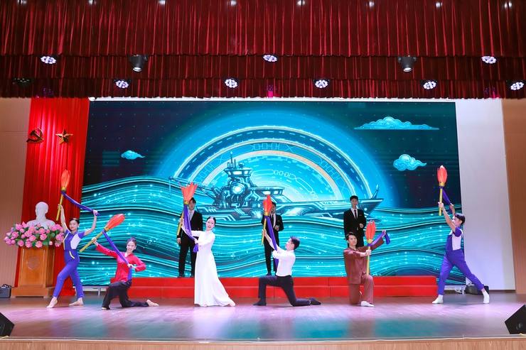 Phường Cầu Giấy tổ chức Lễ phát động Tháng hành động về An toàn, vệ sinh lao động và Tháng Công nhân năm 2026- Ảnh 1.