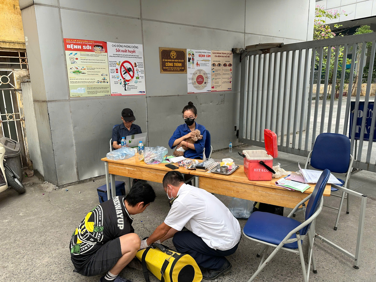 Triển khai 12 điểm tiêm vắc xin phòng Dại cho đàn chó, mèo- Ảnh 2.