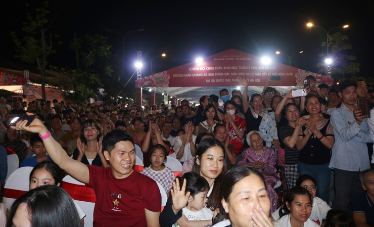 RỰC RỠ ĐÊM NGHỆ THUẬT – KHÉP LẠI THÀNH CÔNG LỄ HỘI CHÙA THẦY 2026– DƯ ÂM CÒN MÃI- Ảnh 21.