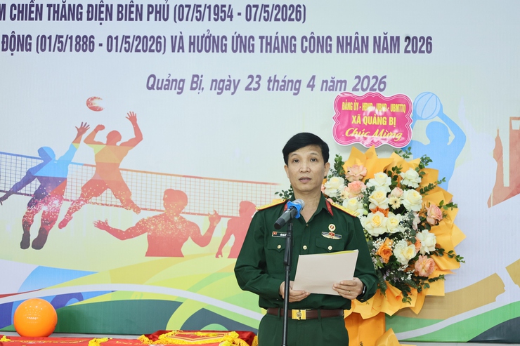 Sôi nổi Giải bóng chuyền hơi Cựu chiến binh xã Quảng Bị năm 2026- Ảnh 3.