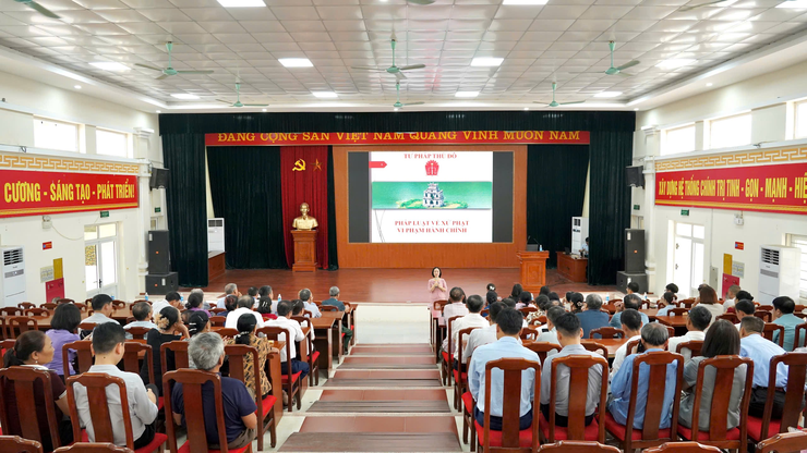 Yên Lãng tổ chức hội nghị tập huấn kỹ năng xử lý vi phạm hành chính, công tác bồi thường của Nhà nước, truyền thông dự thảo Luật Thủ đô- Ảnh 3.