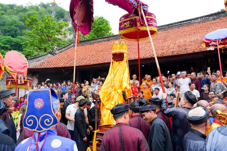LINH THIÊNG – TRANG NGHIÊM LỄ RƯỚC QUAN TRỌNG NHẤT TẠI LỄ HỘI CHÙA THẦY 2026- Ảnh 2.