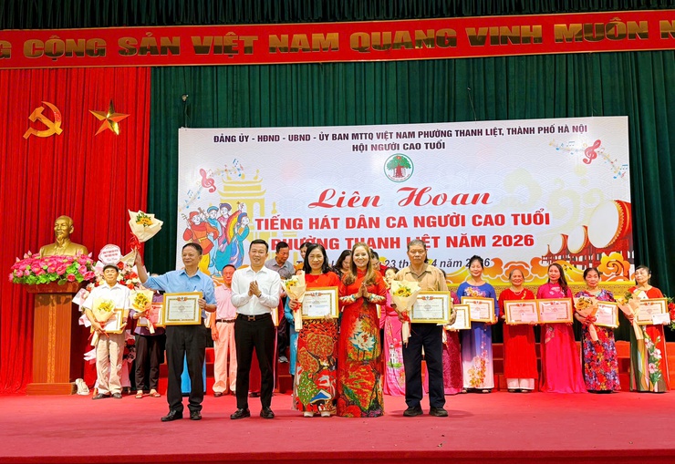Sôi nổi Liên hoan “Tiếng hát dân ca Người cao tuổi” phường Thanh Liệt năm 2026- Ảnh 15.