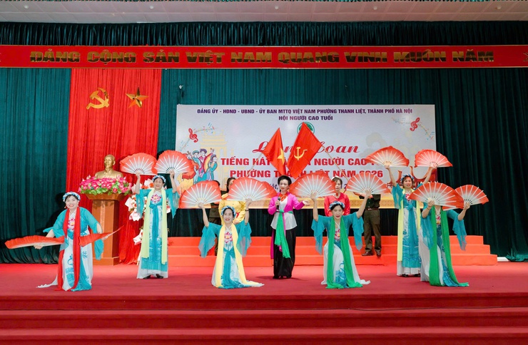 Sôi nổi Liên hoan “Tiếng hát dân ca Người cao tuổi” phường Thanh Liệt năm 2026- Ảnh 13.