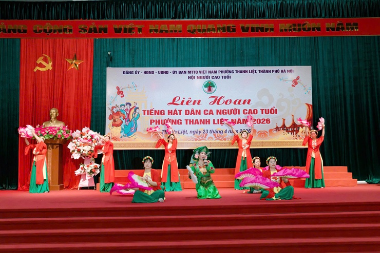 Sôi nổi Liên hoan “Tiếng hát dân ca Người cao tuổi” phường Thanh Liệt năm 2026- Ảnh 10.