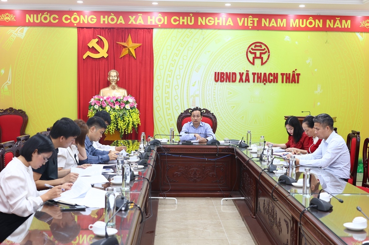 THẠCH THẤT: HỌP NGHE DỰ THẢO KẾ HOẠCH KHẮC PHỤC TỒN TẠI TRONG CẢI CÁCH HÀNH CHÍNH, THỐNG NHẤT ĐÁNH GIÁ TIÊU CHÍ PHÂN LOẠI ĐƠN VỊ HÀNH CHÍNH- Ảnh 1.