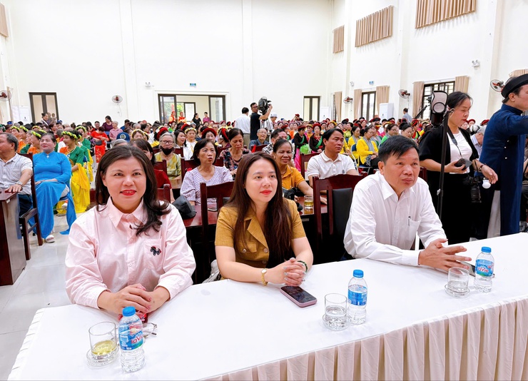 Sôi nổi Liên hoan “Tiếng hát dân ca Người cao tuổi” phường Thanh Liệt năm 2026- Ảnh 4.