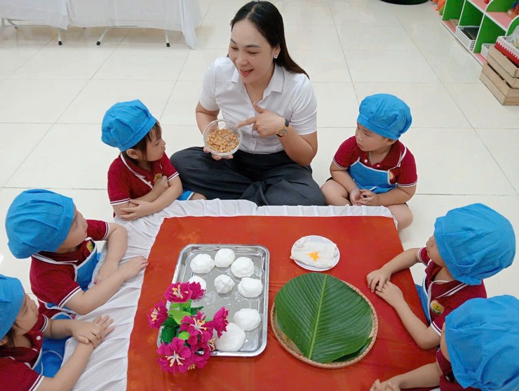 HOẠT ĐỘNG TRẢI NGHIỆM LÀM BÁNH TRÔI ĐÓN TẾT HÀN THỰC- Ảnh 4.