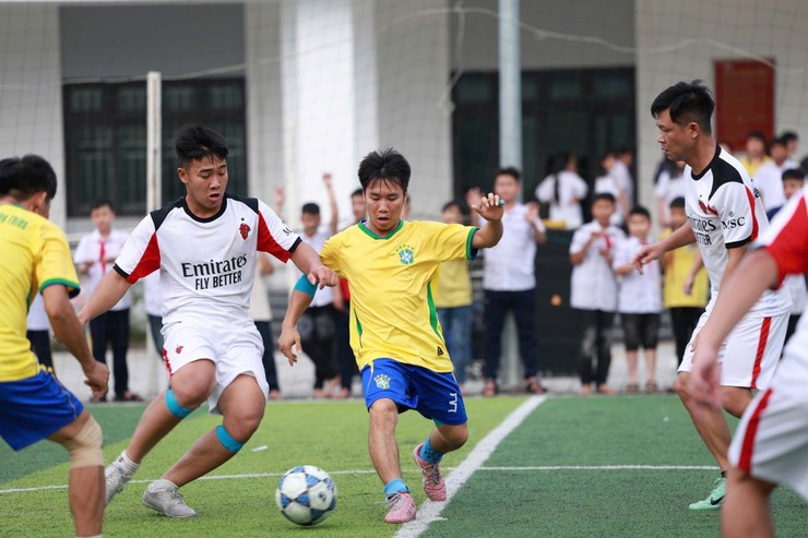 CHUNG KẾT GIẢI BÓNG ĐÁ, THI ĐẤU NHẢY BAO BỐ VÀ BẾ MẠC GIẢI THỂ THAO XÃ ỨNG THIÊN NĂM 2026- Ảnh 5.