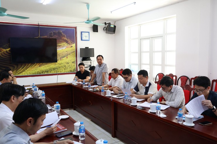 UBND XÃ BA VÌ LÀM VIỆC VỚI CÁC DỰ ÁN CHẬM TIẾN ĐỘ.- Ảnh 1.