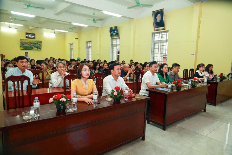 Khai mạc lớp tập huấn kỹ năng, nghiệp vụ cho các câu lạc bộ văn hóa, văn nghệ và hoạt động Nhà văn hóa thôn năm 2026- Ảnh 2.