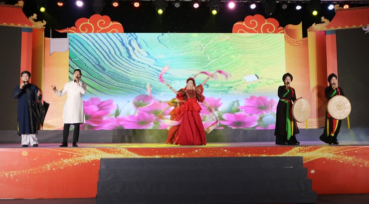 RỰC RỠ ĐÊM NGHỆ THUẬT – KHÉP LẠI THÀNH CÔNG LỄ HỘI CHÙA THẦY 2026– DƯ ÂM CÒN MÃI- Ảnh 6.