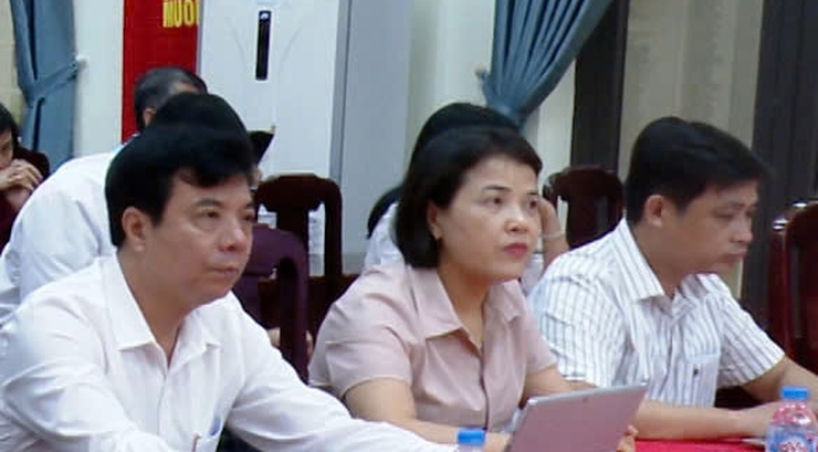 Ứng Hoà triển khai Chỉ thị số 09-CT/TU của Thành ủy Hà Nội và các quy định mới về công tác cán bộ, công chức.- Ảnh 1.