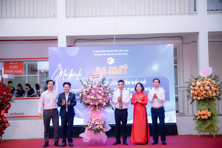 VIỆT HƯNG ĐI ĐẦU TRONG "SỐ HÓA" AN TOÀN THỰC PHẨM HỌC ĐƯỜNG: RA MẮT MÔ HÌNH SMART CANTEEN TẠI TRƯỜNG TIỂU HỌC ĐÔ THỊ VIỆT HƯNG- Ảnh 7.