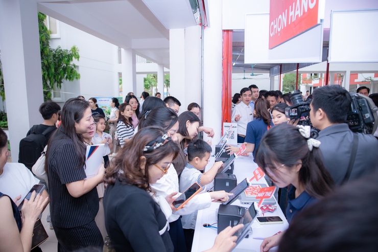 VIỆT HƯNG ĐI ĐẦU TRONG "SỐ HÓA" AN TOÀN THỰC PHẨM HỌC ĐƯỜNG: RA MẮT MÔ HÌNH SMART CANTEEN TẠI TRƯỜNG TIỂU HỌC ĐÔ THỊ VIỆT HƯNG- Ảnh 21.
