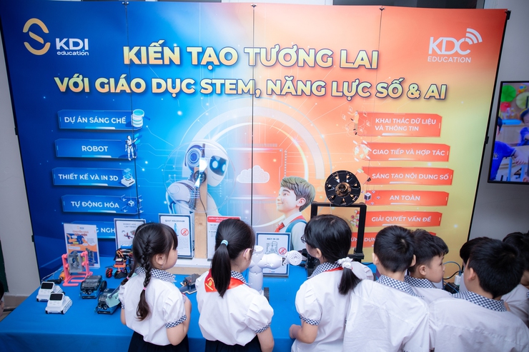 VIỆT HƯNG ĐI ĐẦU TRONG "SỐ HÓA" AN TOÀN THỰC PHẨM HỌC ĐƯỜNG: RA MẮT MÔ HÌNH SMART CANTEEN TẠI TRƯỜNG TIỂU HỌC ĐÔ THỊ VIỆT HƯNG- Ảnh 18.