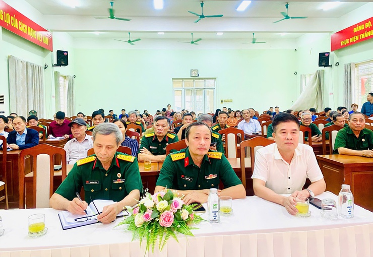 KHƠI DẬY HÀO KHÍ 30/4 – XÃ NGỌC HỒI TỔ CHỨC HỘI NGHỊ TUYÊN TRUYỀN KỶ NIỆM 51 NĂM NGÀY GIẢI PHÓNG MIỀN NAM- Ảnh 1.