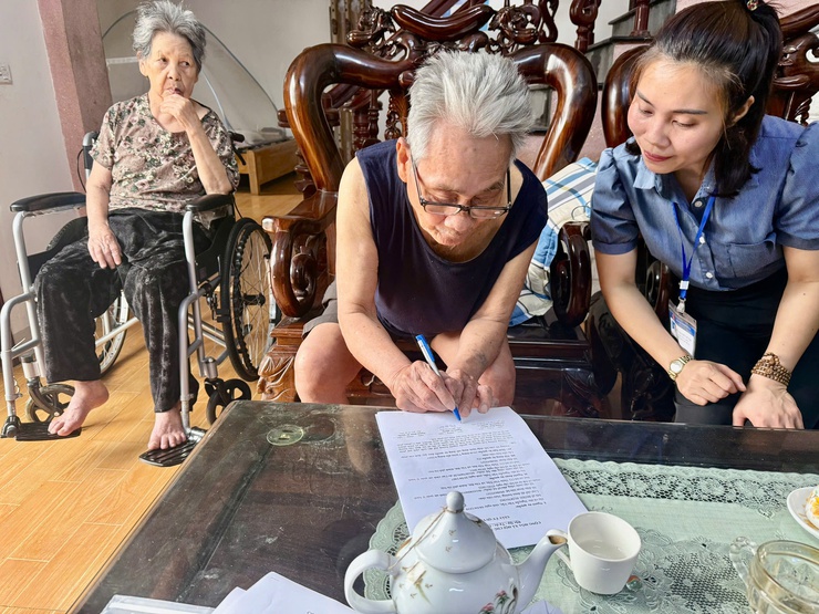 Xóa bỏ khoảng cách hành chính: Đưa dịch vụ công đến với người dân miền núi- Ảnh 1.