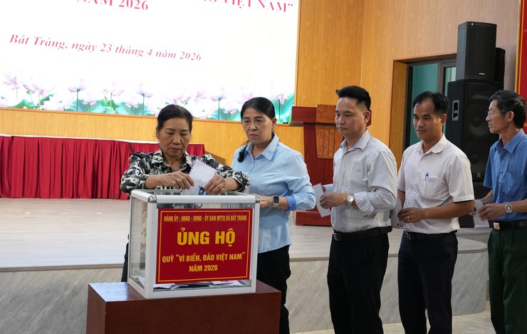 Xã Bát Tràng phát động ủng hộ Quỹ "Vì biển đảo Việt Nam"- Ảnh 4.